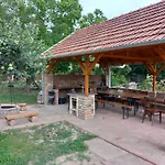 Apartment Halaszmester Vendeghaz Nagykoru